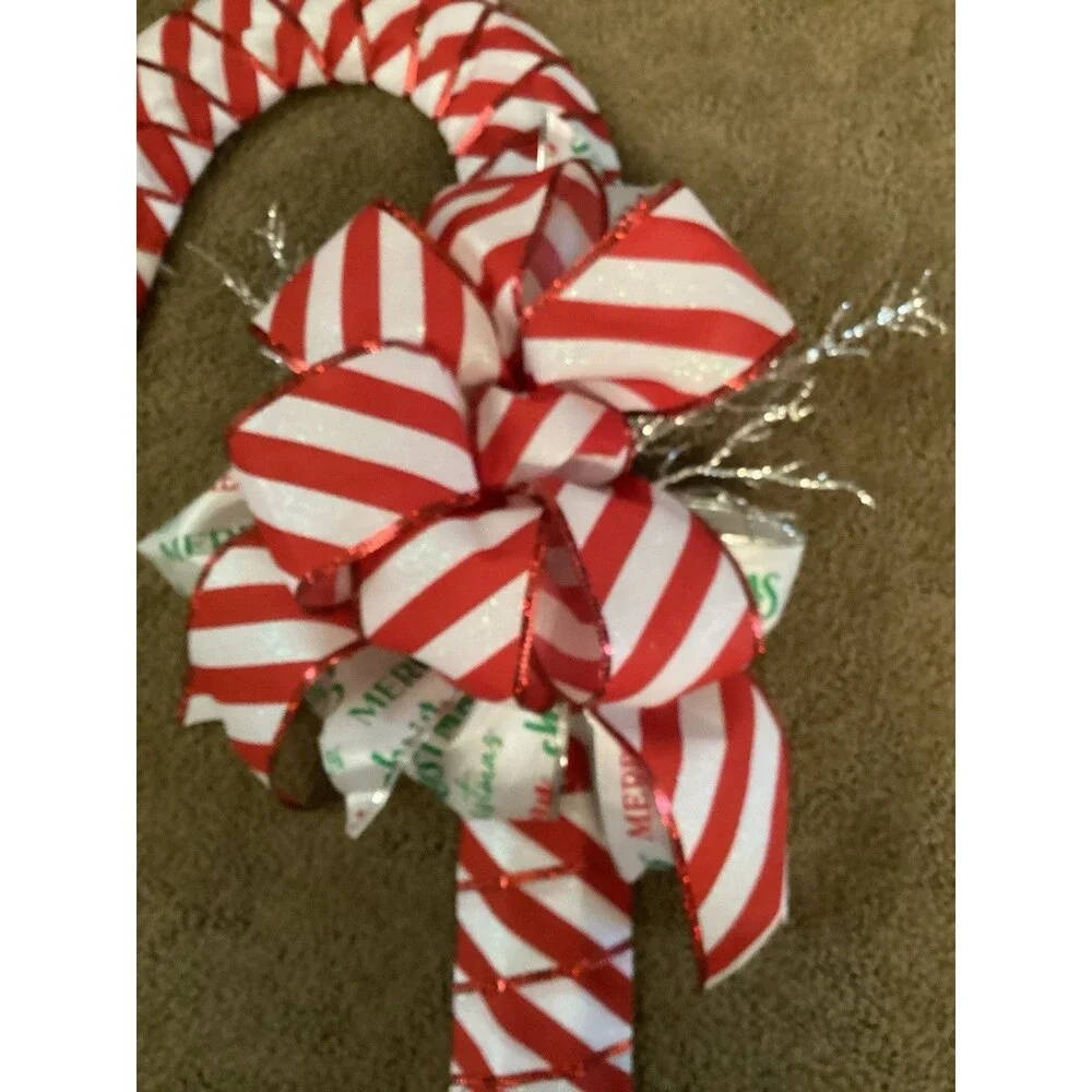 Christmas Wreath, Candy Cane Red White 21 x 14 New